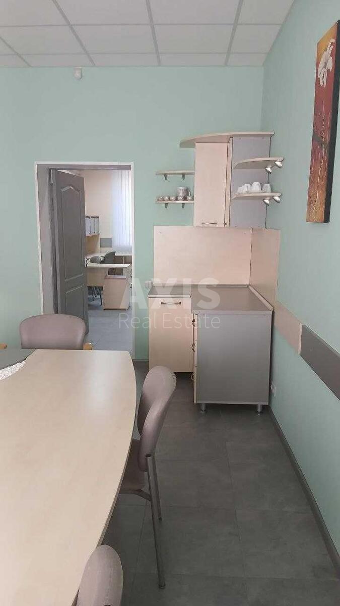 Office vul. Kudri Ivana 41, 53m2601442