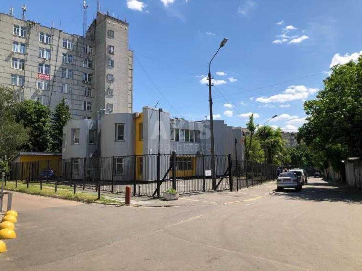 Объект сервиса ул. Александра Олеся 8А, 274м2