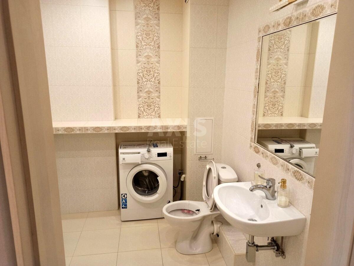 3k apartment vul. Degtjarivs'ka 25А4