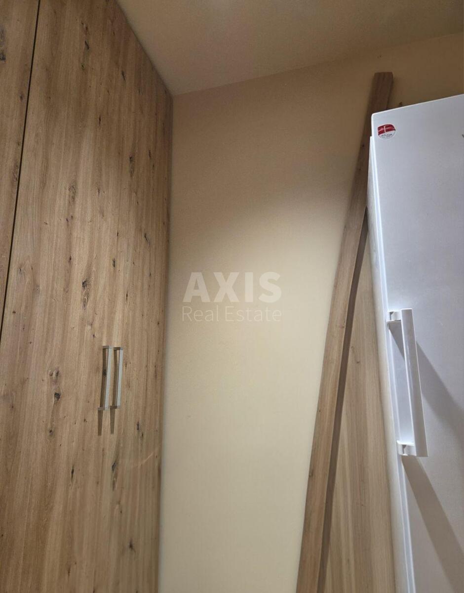 3k apartment bul. Vernads'kogo Akademika 242
