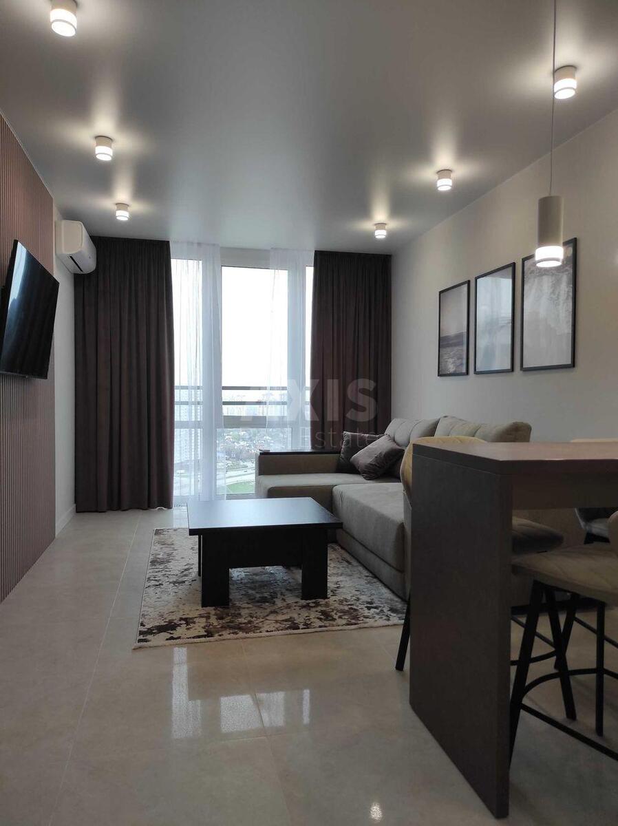 1k apartment nab. Dniprovs'ka 18467688
