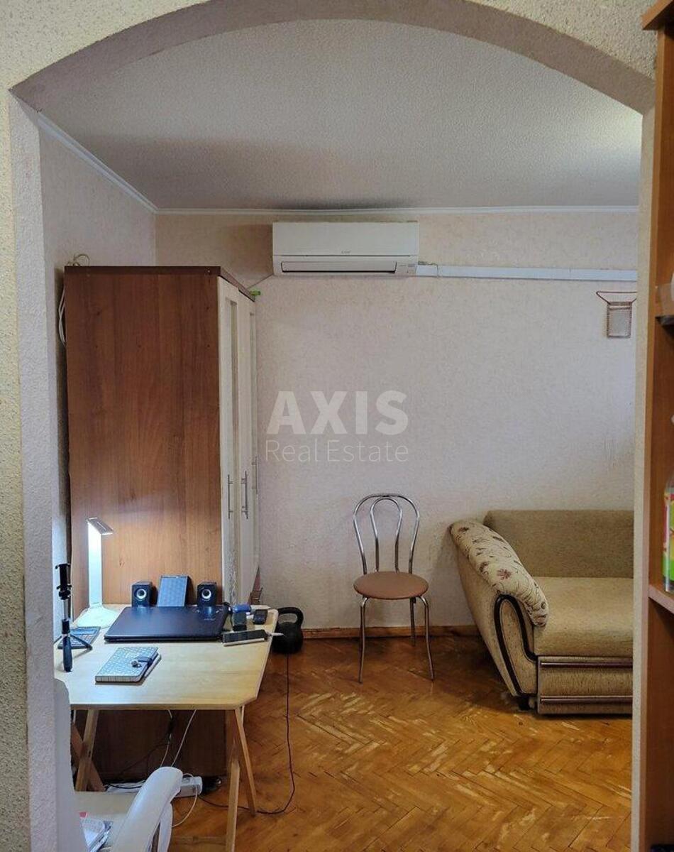 1k apartment vul. Symyrenka 12А4