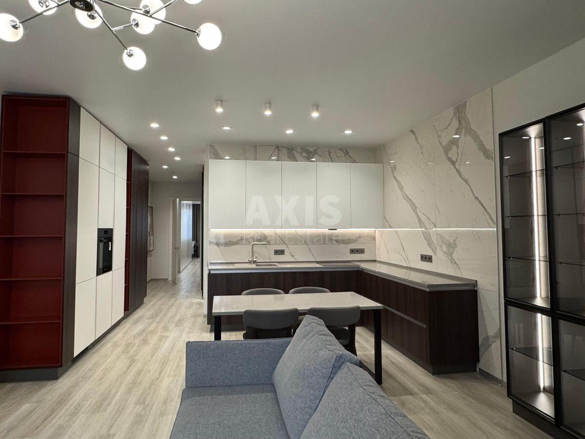 3k apartment vul. Antonovycha 118/191