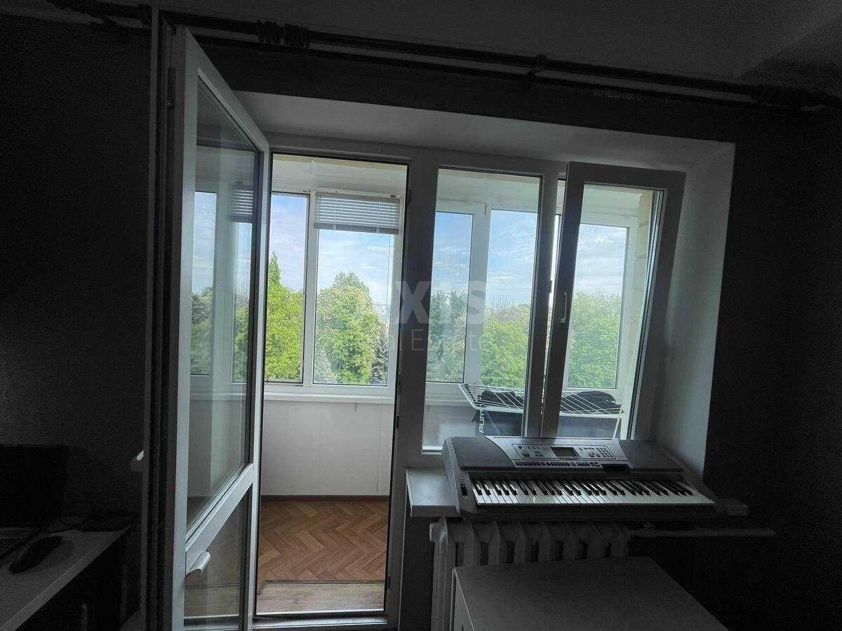 2k apartment vul. Lavrs'ka 4606037