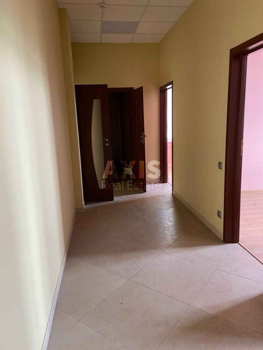Office vul. Svitlyc'kogo 35, 156m2496202