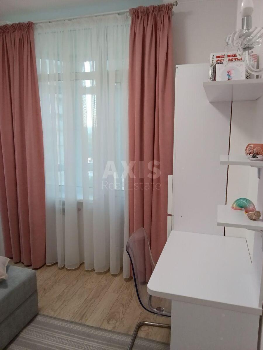 2k apartment vul. Sikors'kogo Igorja Aviakonstruktora 4Б1
