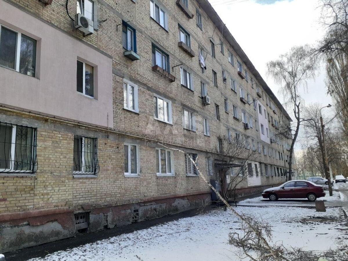 1k apartment vul. Sosninyh Sim'i' 2А
