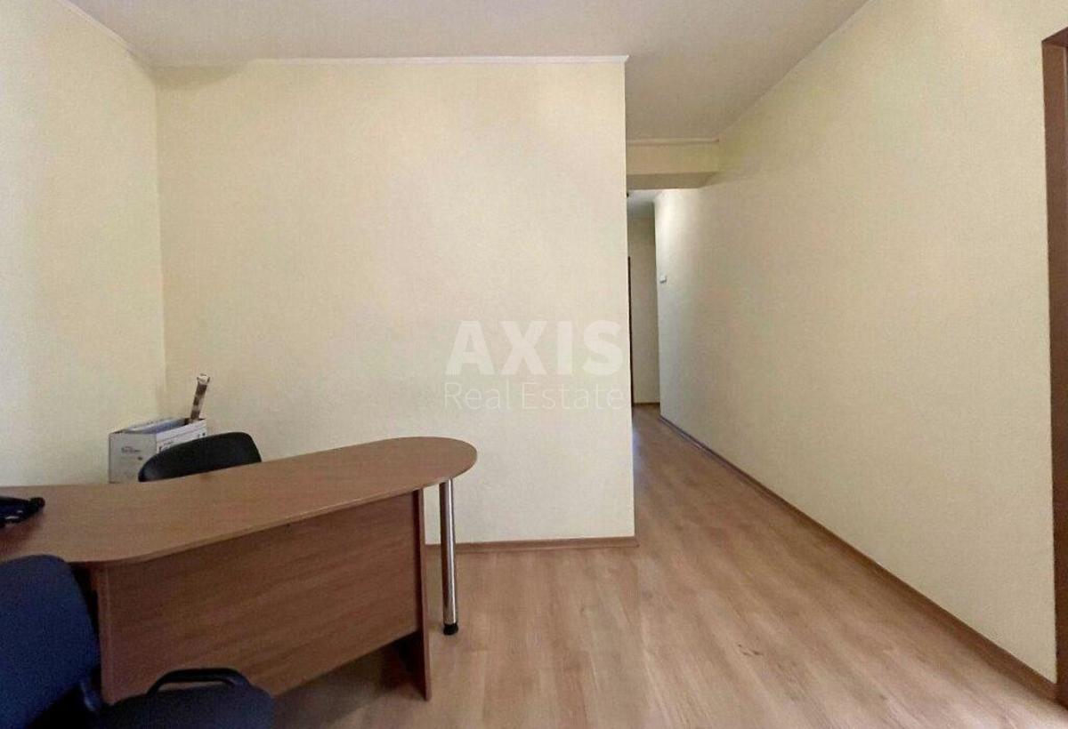 3k apartment vul. Turgenjevs'ka 29/3310