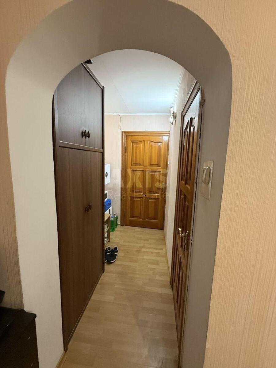 1k apartment vul. Tymoshenka Marshala 2М580672