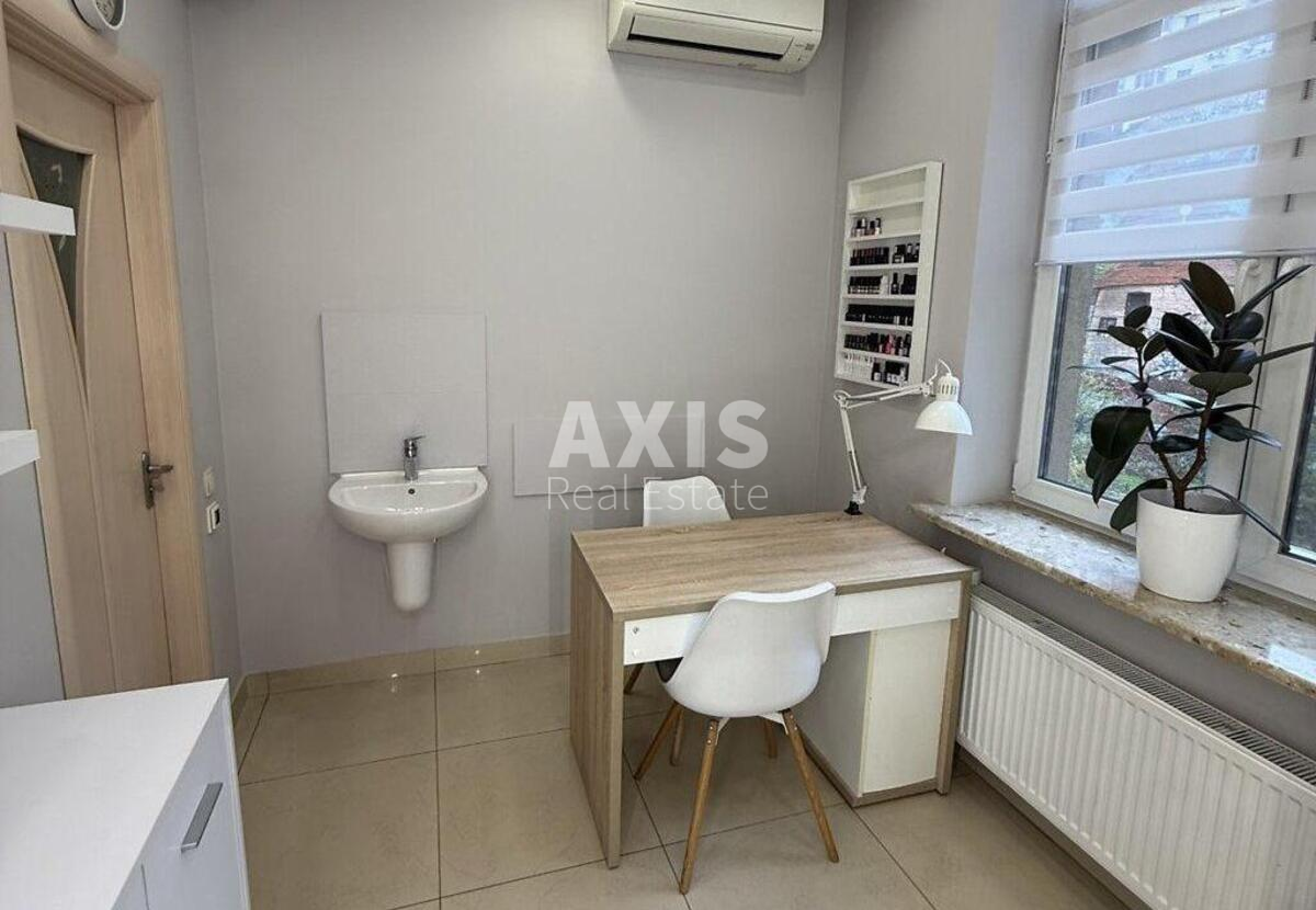 Office vul. Chornovola V'jacheslava 27, 95m2604647