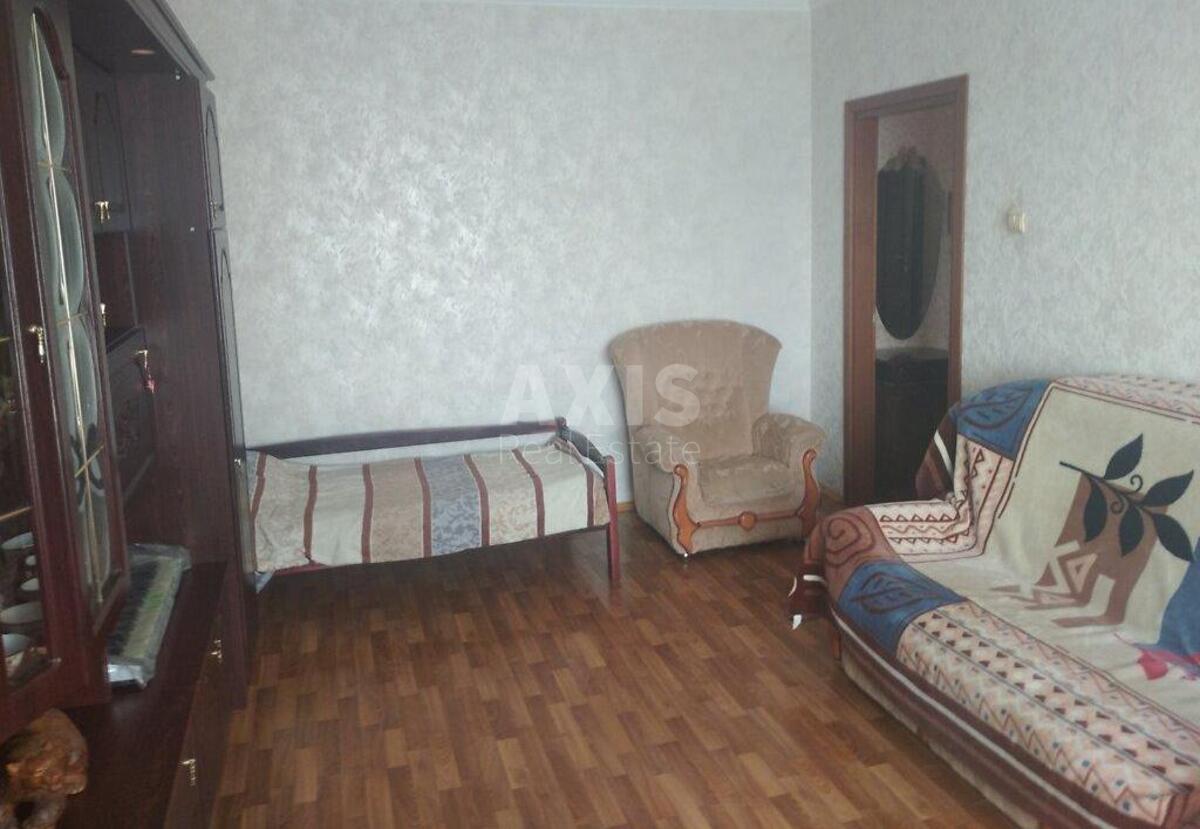 1k apartment vul. Geroi'v Dnipra 750