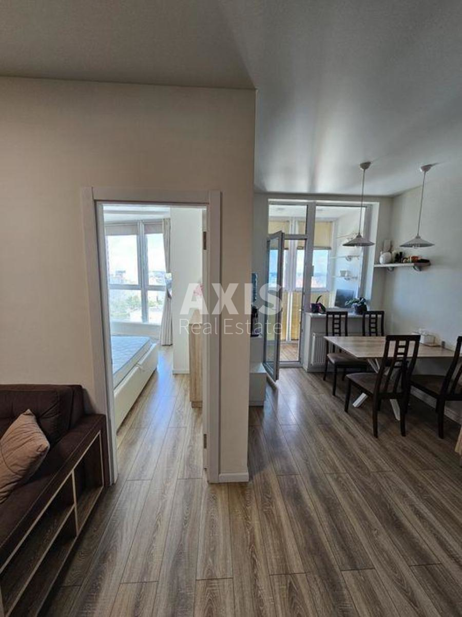 1k apartment vul. Dragomanova 22