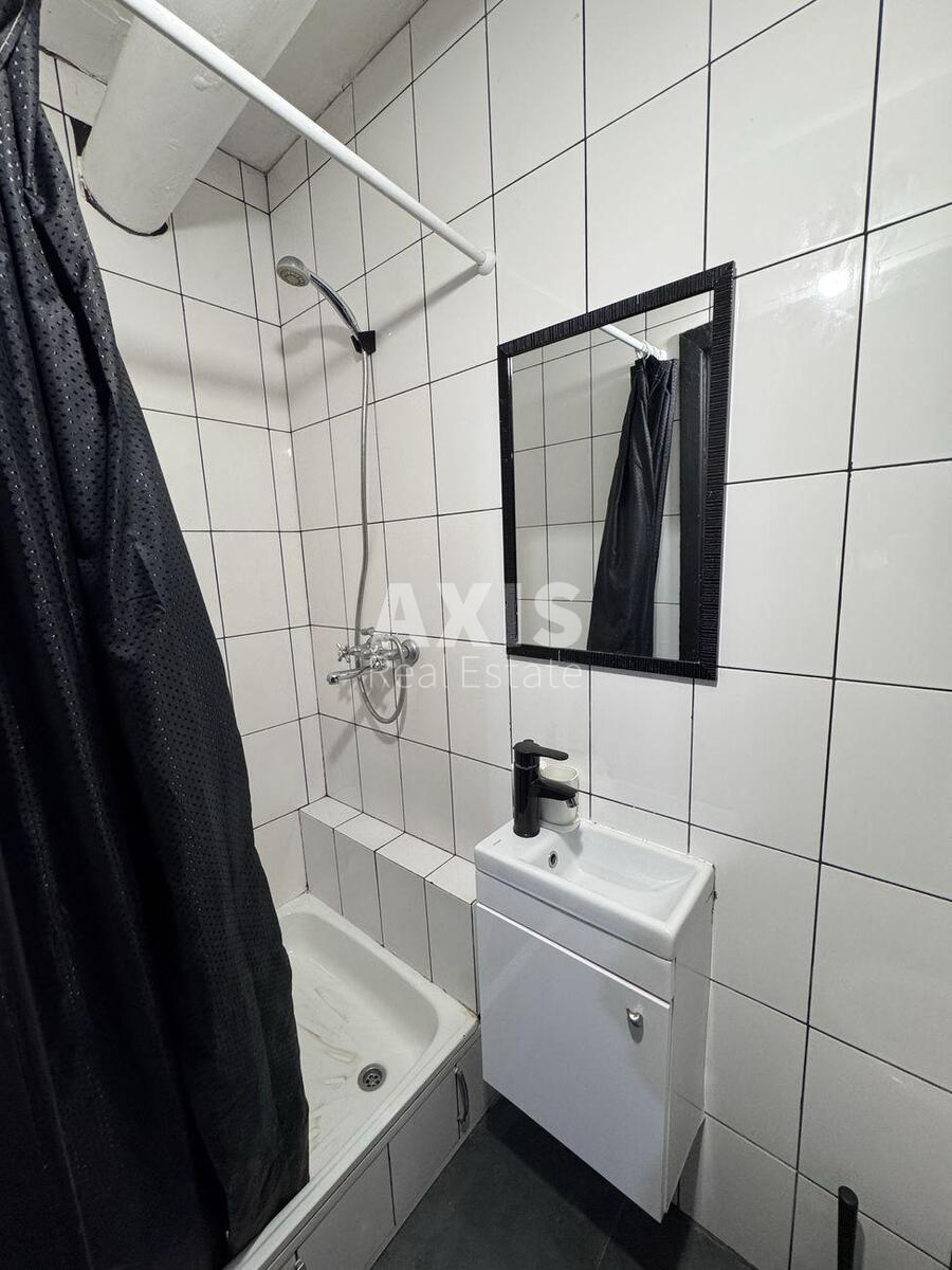 1k apartment vul. Nyzhn'ojurkivs'ka 134
