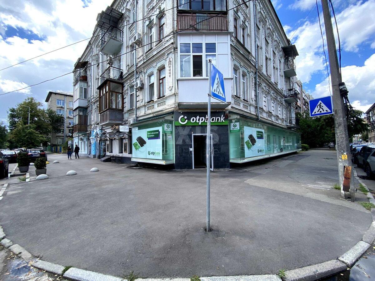 Office vul. Verhnij Val 4, 260m2