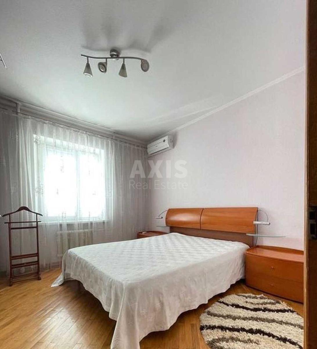 2k apartment vul. Revuc'kogo 71