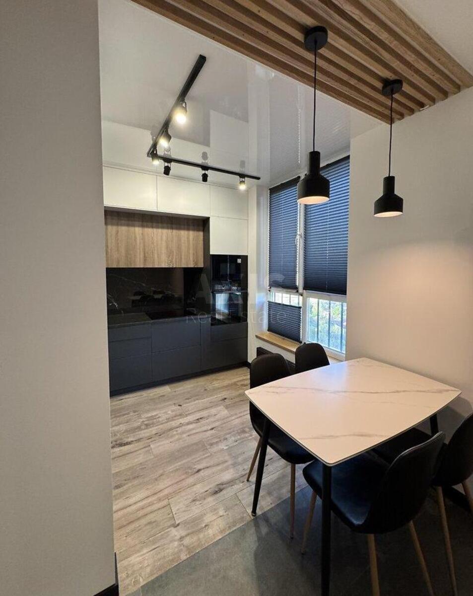 1k apartment vul. Grechka Marshala 10Б0