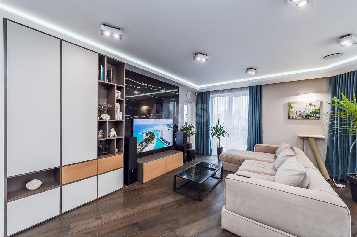 3k apartment vul. Lypkivs'kogo Vasylja Mytropolyta 16В9