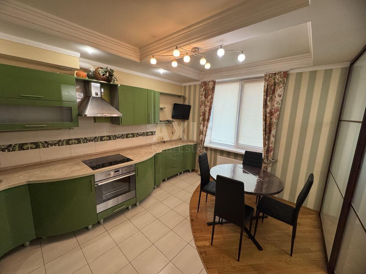 2к квартира ул. Златоустовская 50
