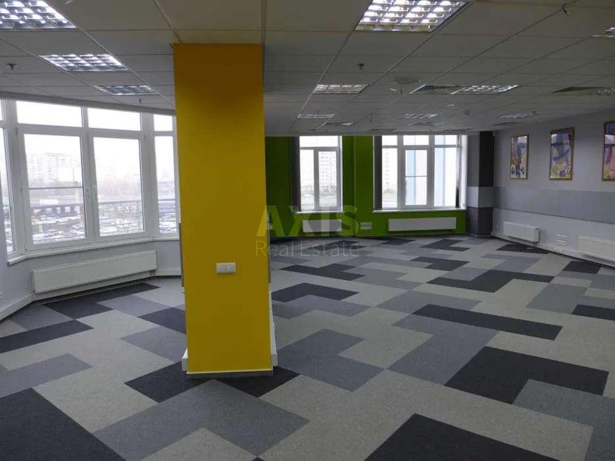 Office vul. Central'na 21, 118m2