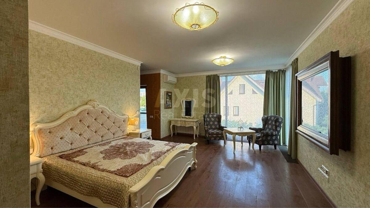 House vul. Sadova 8-a, 320m2, Kyiv city585938