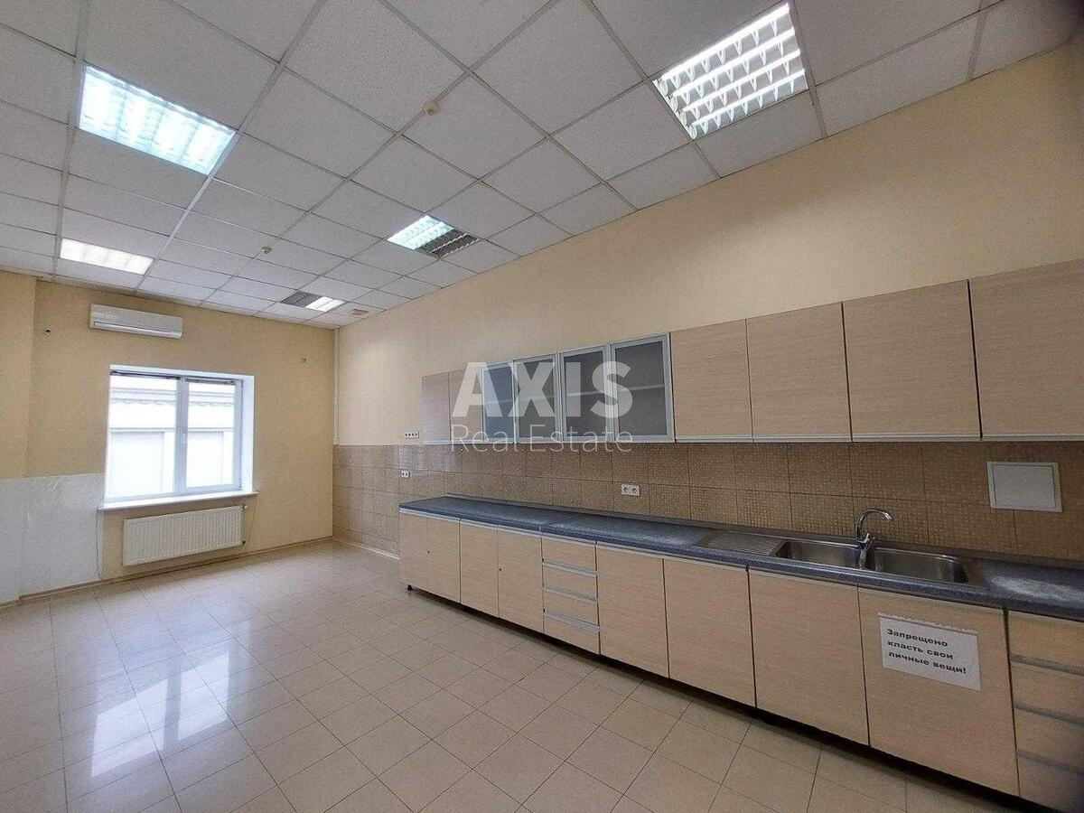 Office vul. Horyva 55Б, 850m2568989