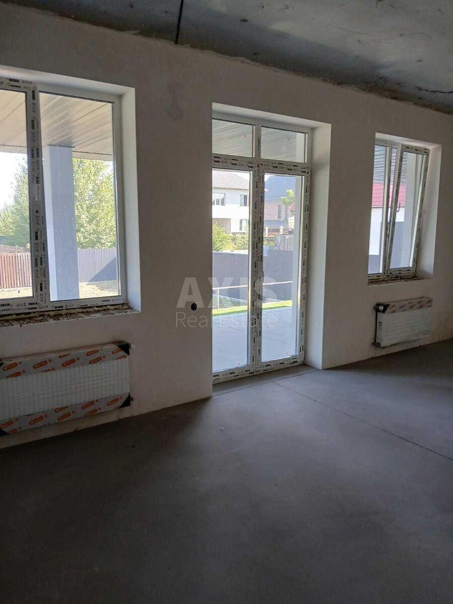 House vul. Sovs'ka, 290m2, Kyiv city1
