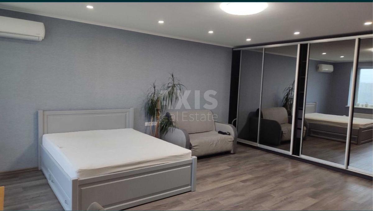 1k apartment vul. Krasnova Mykoly 17