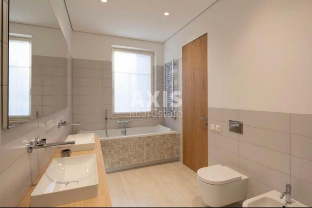 4k apartment vul. Skoropads'kogo Pavla 395