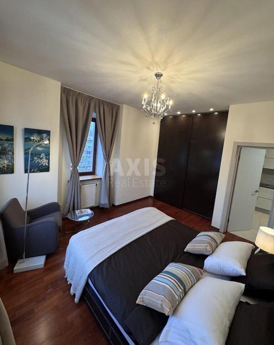 2k apartment vul. Zhyljans'ka 30А6337411