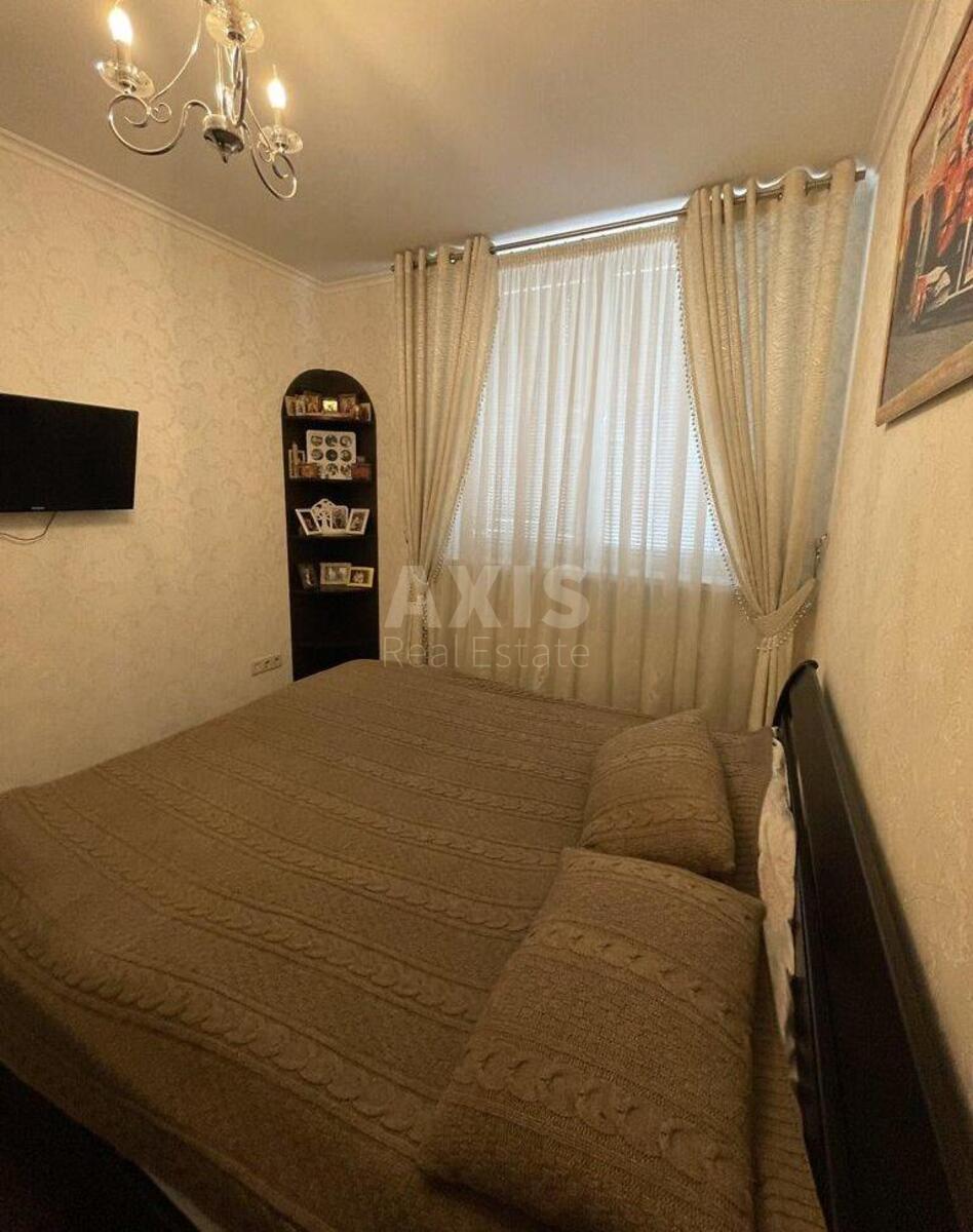 3k apartment vul. Zakrevs'kogo Mykoly 95В4