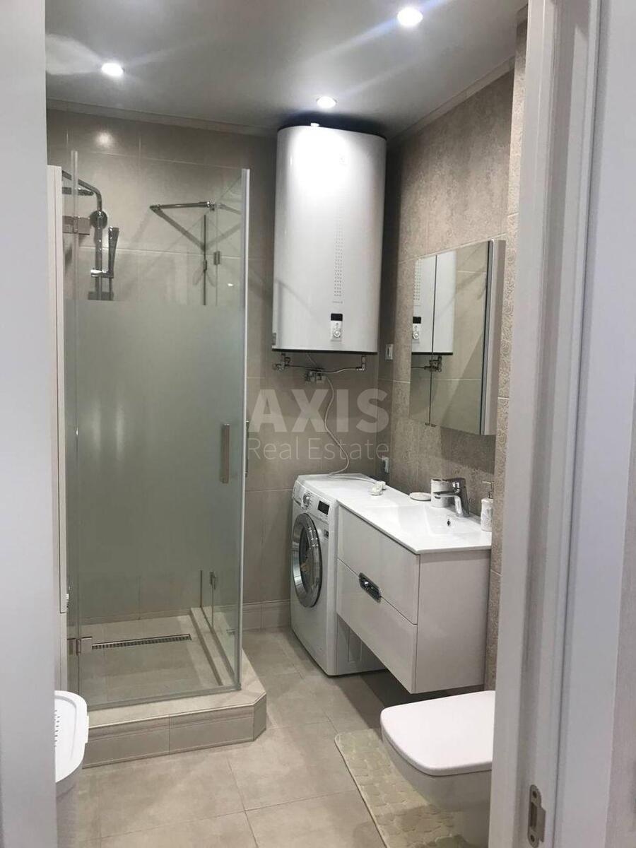 1k apartment vul. Chervonopil's'ka 2Г595444