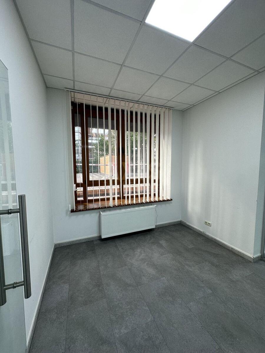 Офис ул. Евгения Коновальца 36В, 200м20
