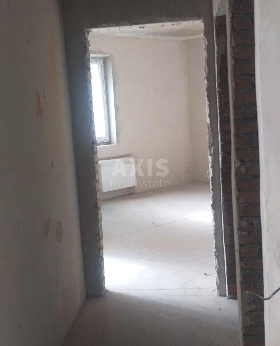 2k apartment vul. Myhajla Maksymovycha 3Г6