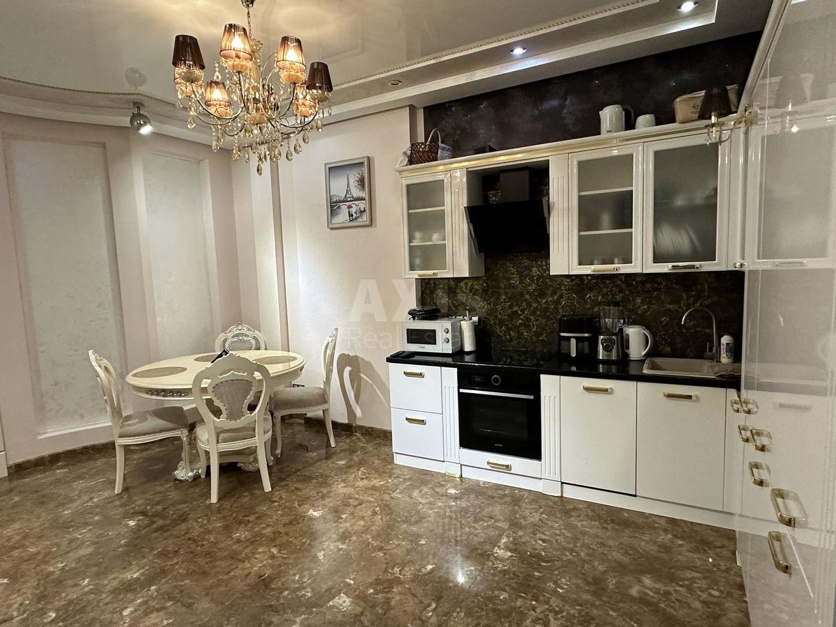 2k apartment vul. Dragomyrova Myhajla 14А