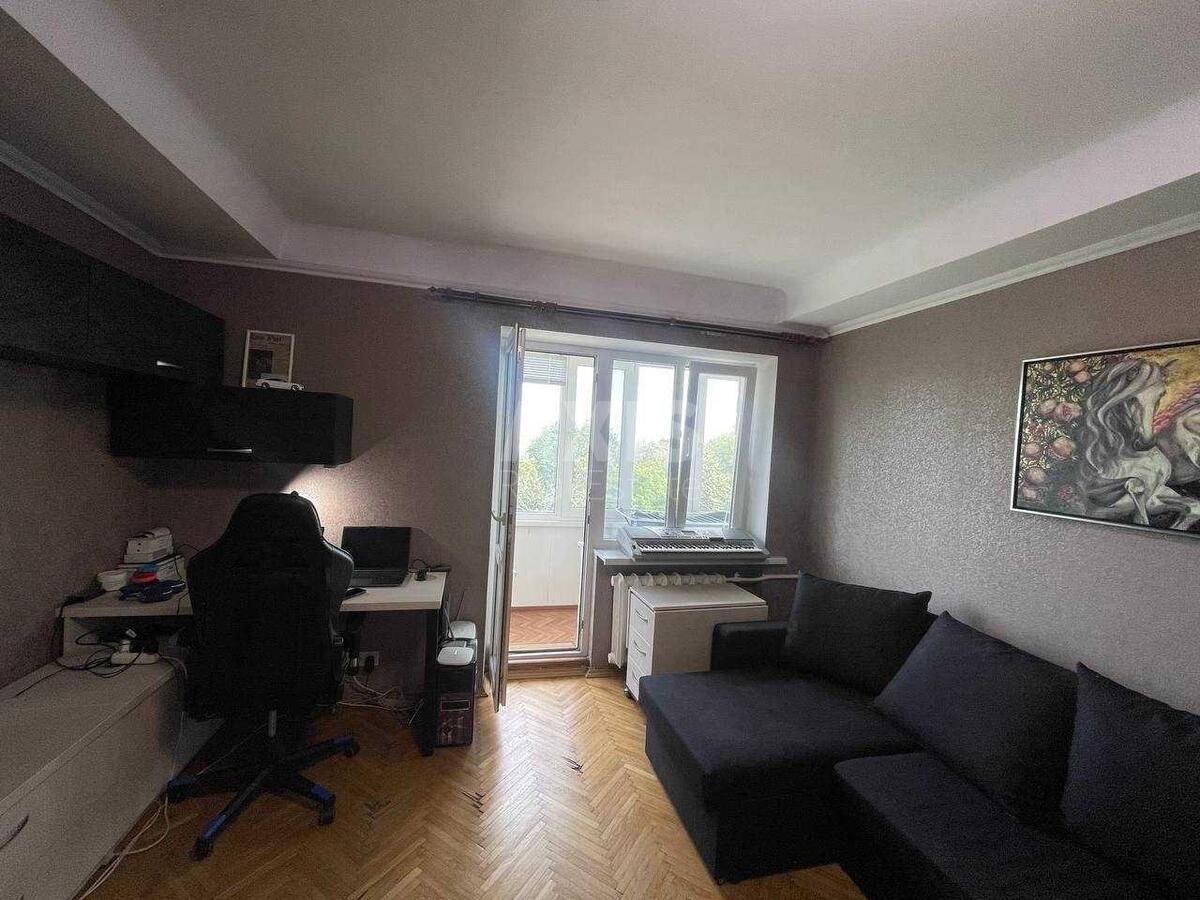 2k apartment vul. Lavrs'ka 4606038