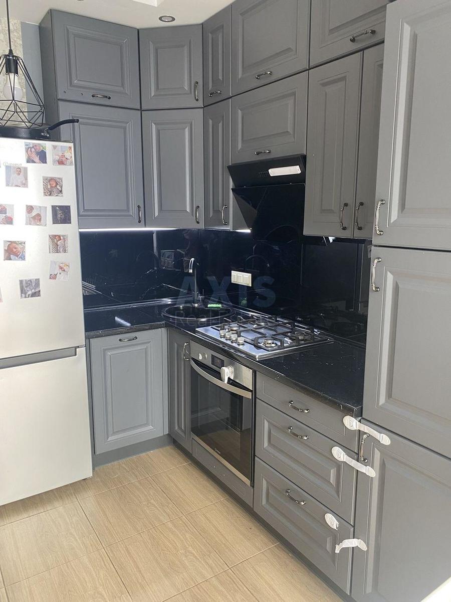 1k apartment vul. Radystiv 40/4