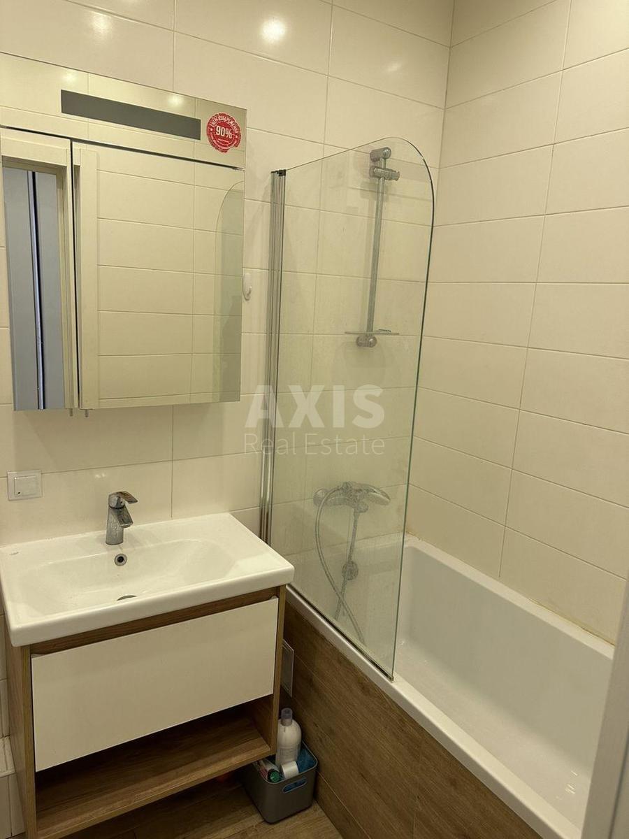 1k apartment vul. Myhajla Maksymovycha 242