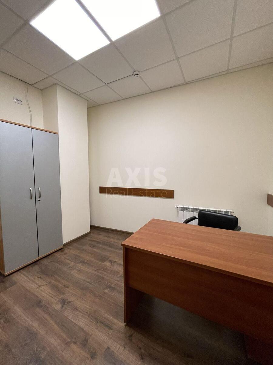 Office vul. Glybochyc'ka 40, 84m23