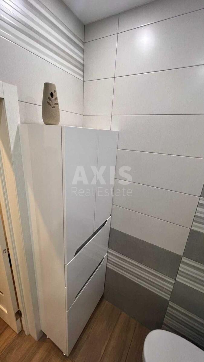 1k apartment vul. Solovcova Mykoly 215