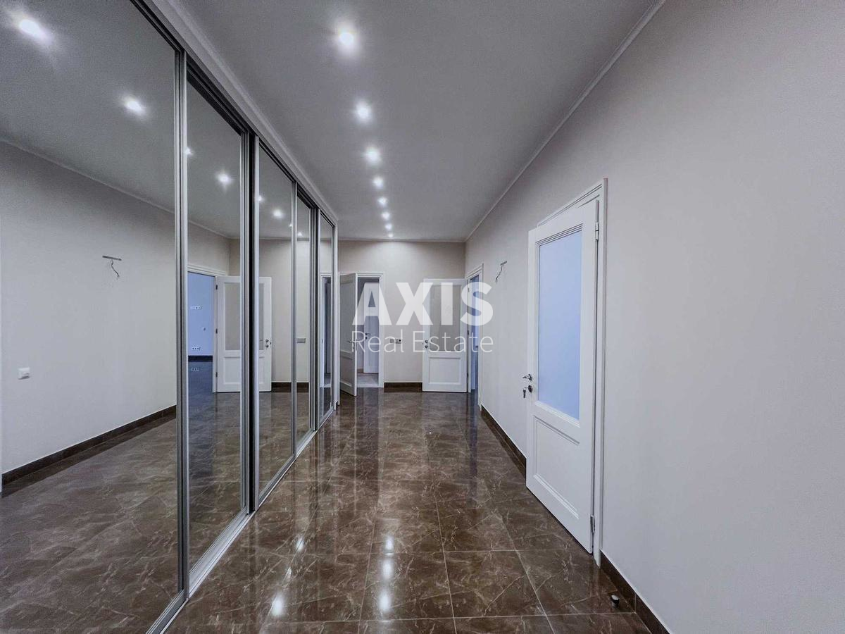 5k apartment vul. Barbjusa Anri 5В3