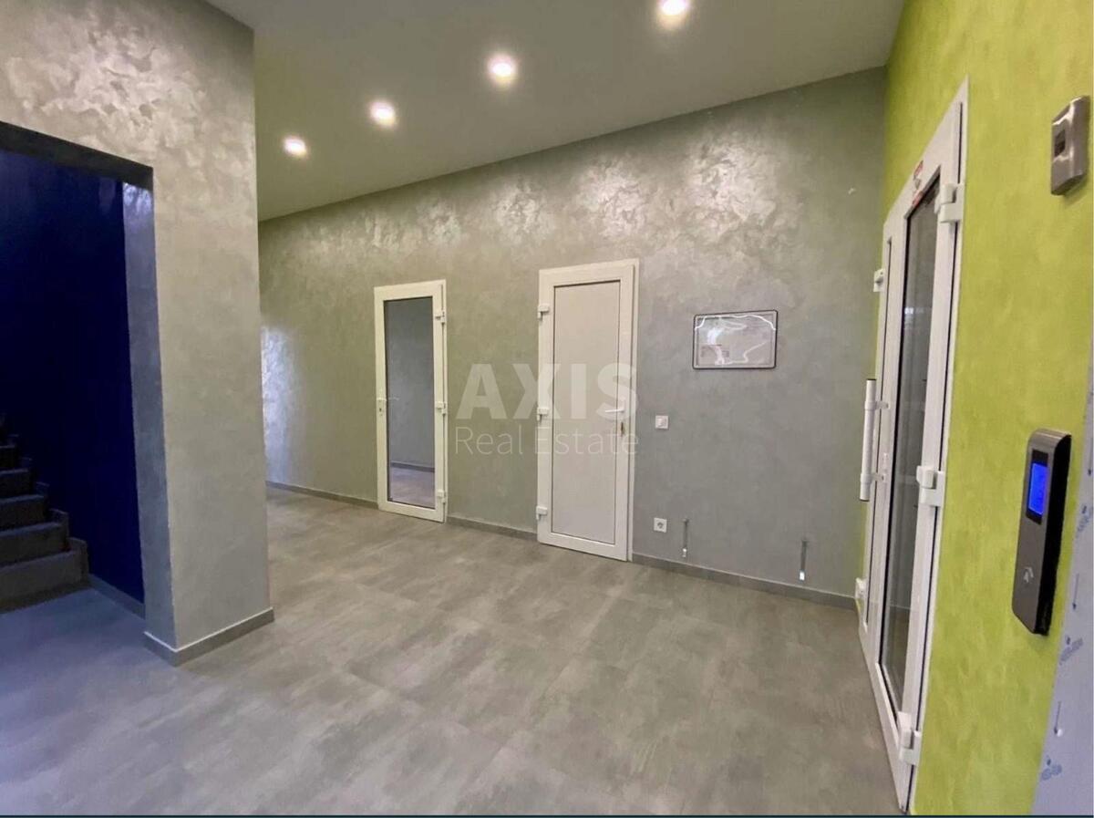 2k apartment vul. Molodizhna 79