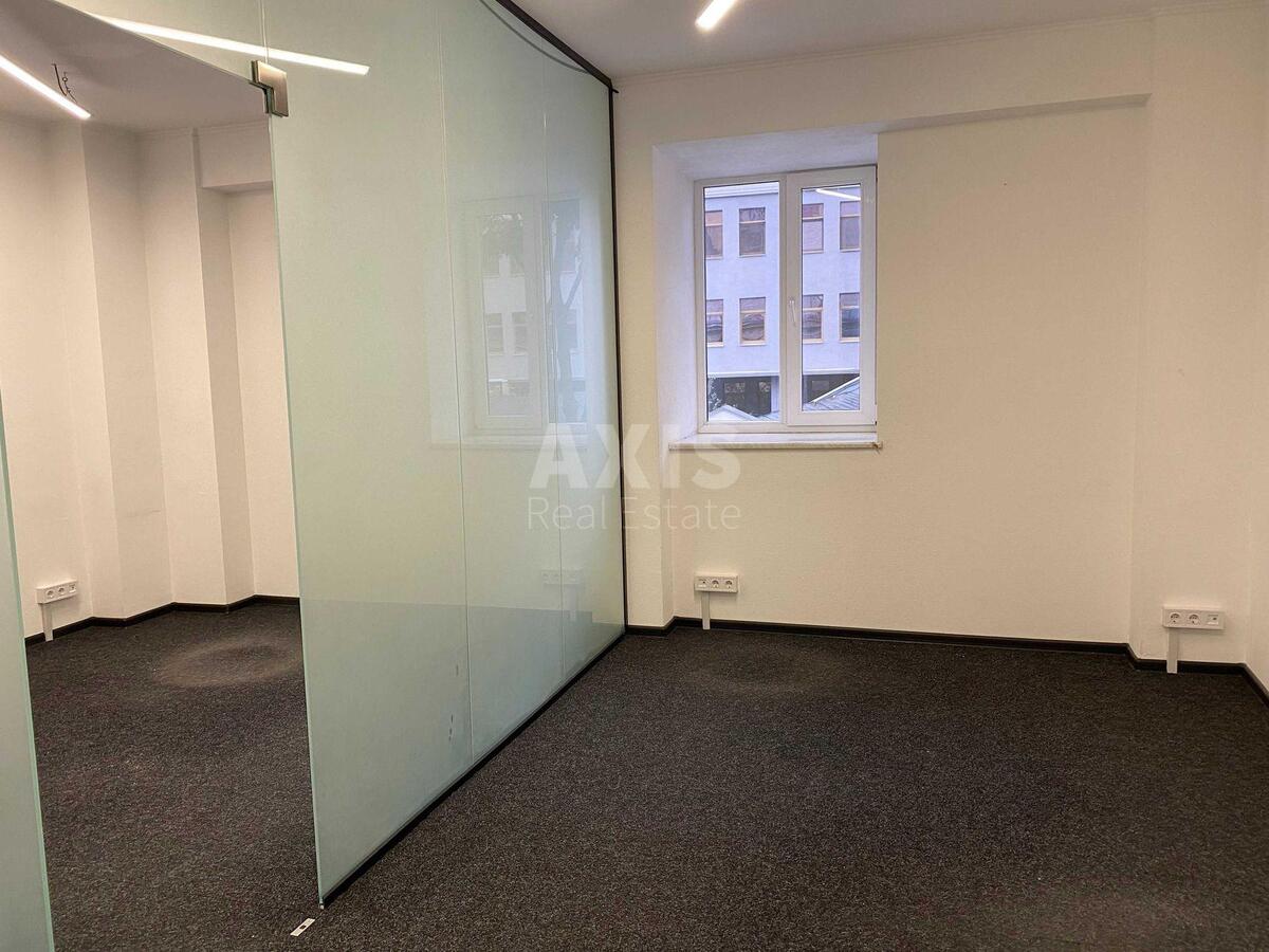 Office vul. Volodymyrs'ka 10, 260m2620328