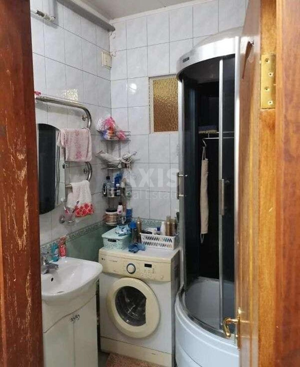 2к квартира пр-т Соборности 22/16