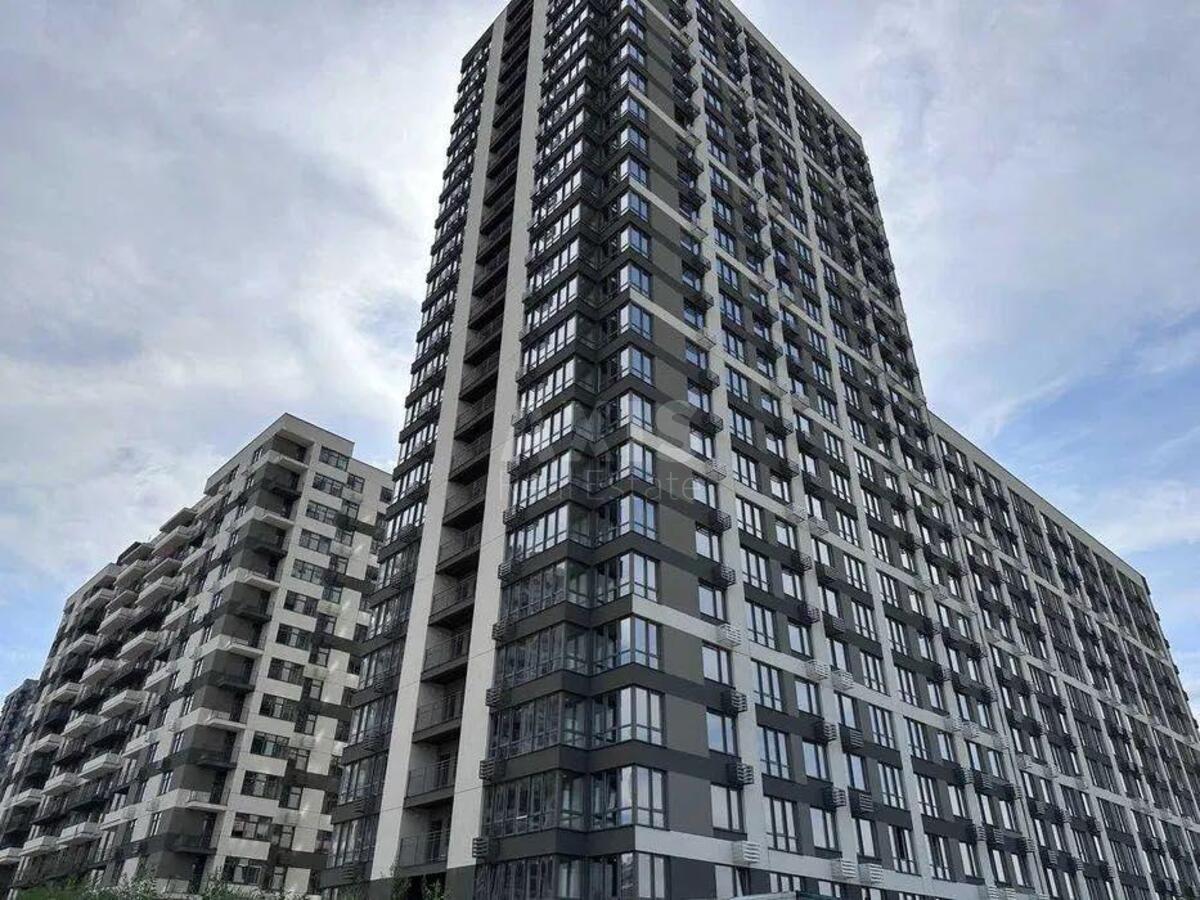 2k apartment vul. Rodyny Kristeriv 16/10