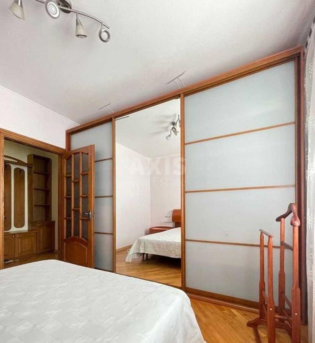 2k apartment vul. Revuc'kogo 72