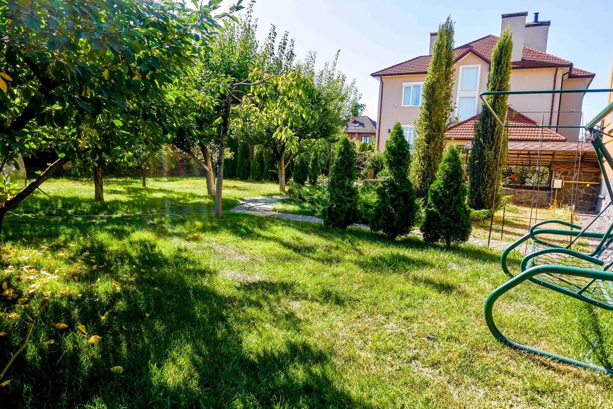 House vul. Bogatyrs'ka, 650m2, Kyiv city593420