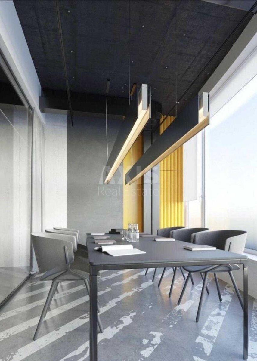 Office uzv. Klovs'kyj 7, 100m23