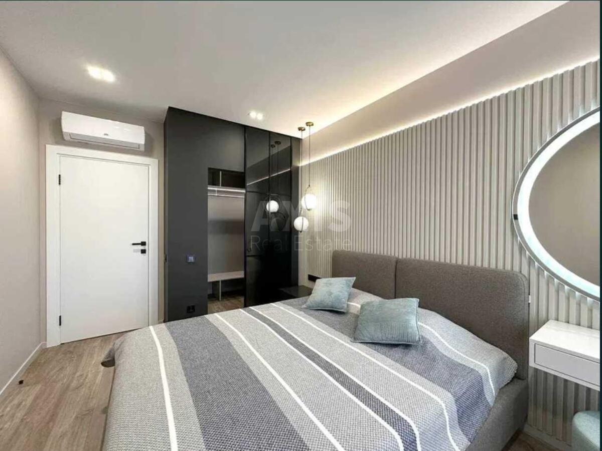 3k apartment vul. Zarichna 16627131