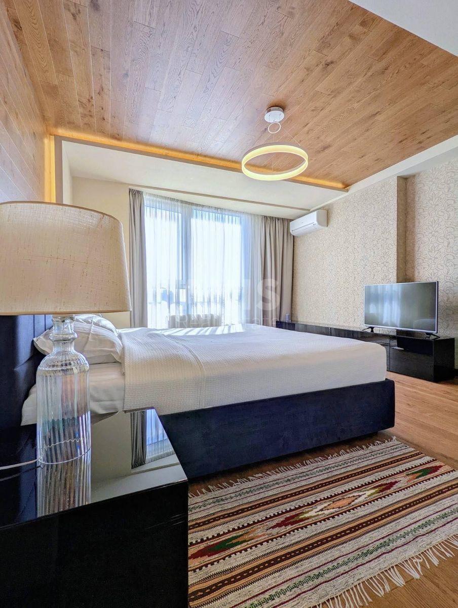 3k apartment prov. Kolomyjs'kyj 17/318