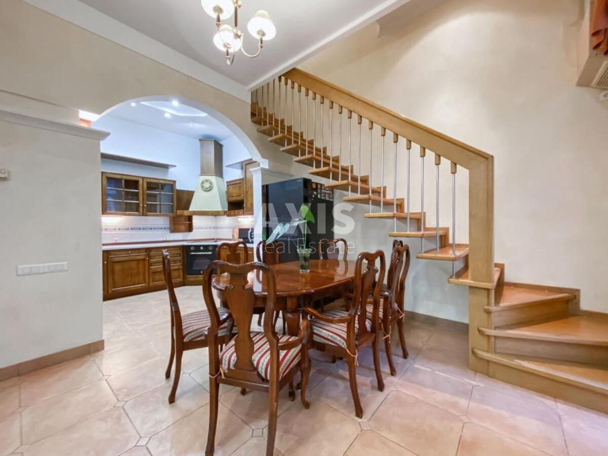 4k apartment vul. Hmel'nyc'kogo Bogdana 41